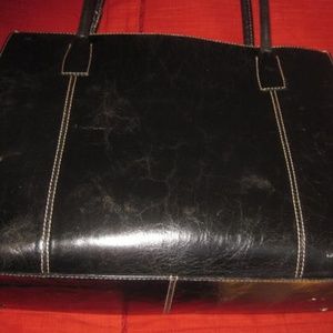 MAXX BLACK LEATHER PURSE BLACK BEAUTY
